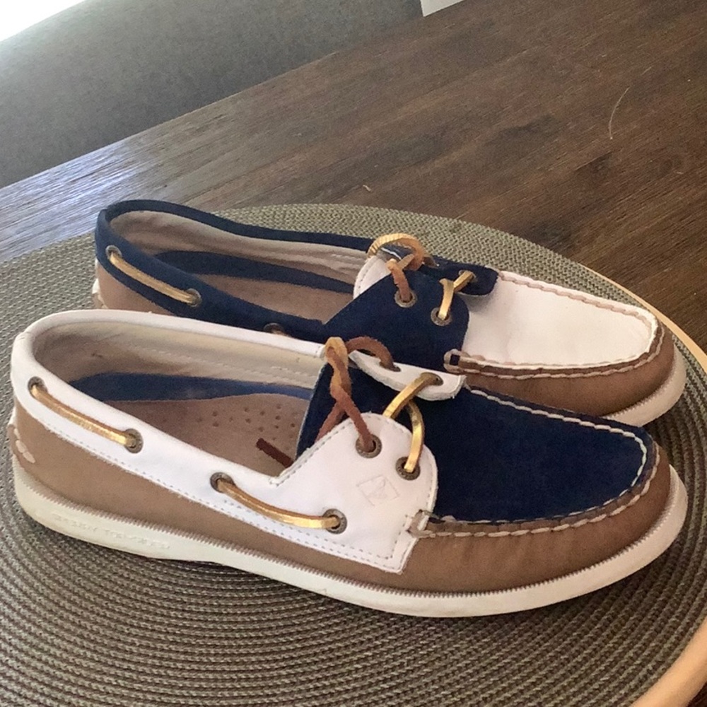 Sperry Blue and White Loafers with Moccasin Stitching
